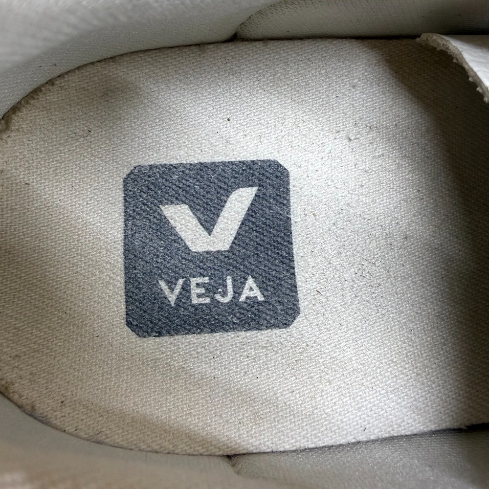 VEJA Camo White Low Top Sneakers Womens 7 EU 38 Walking Casual Shoes - Picture 10 of 11